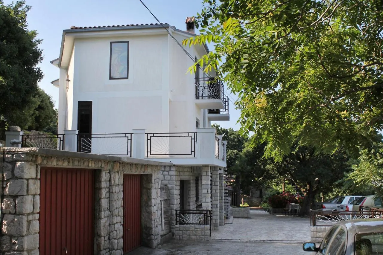 Apartments By The Sea Klenovica, Novi Vinodolski - 5580